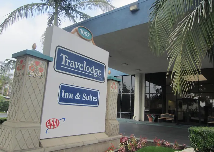 Travelodge Inn & Suites By Wyndham Anaheim On Disneyland Dr