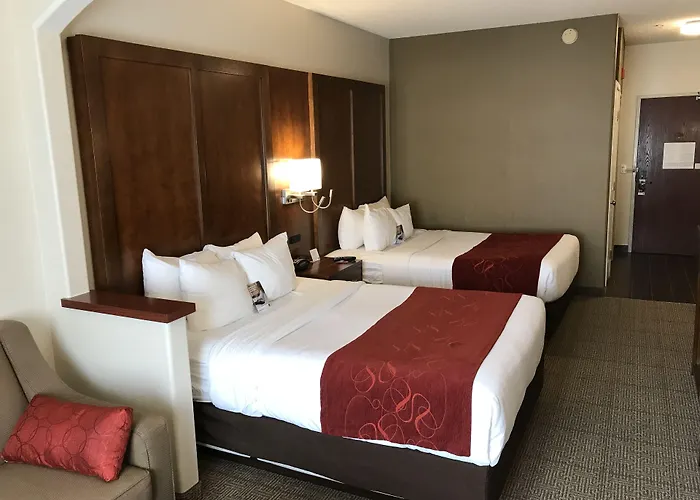 Comfort Suites Near Six Flags Magic Mountain